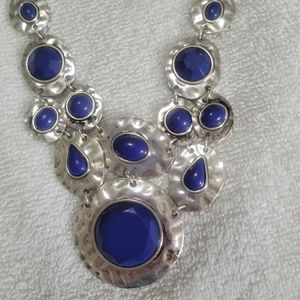 Statement necklace